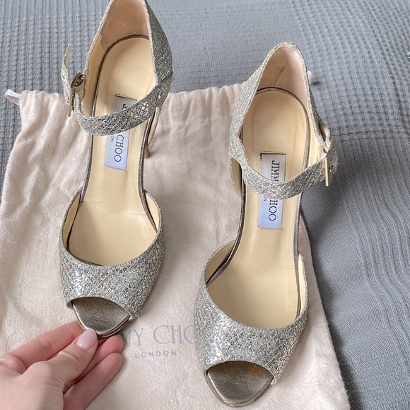 JIMMY CHOO authentic sandals so 🤩 paid 670$ with tax, size 37 or USA 7 - Picture 4 of 8